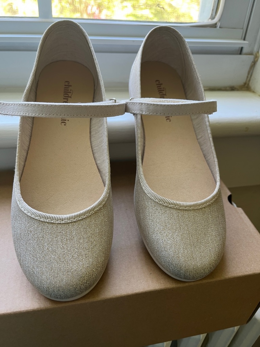 Childrenchic soft gold  Mary Jane Flats size 2